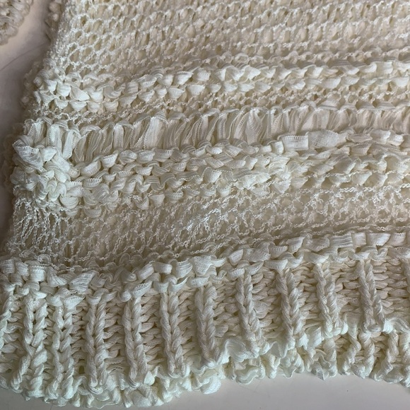 Staring at stars open hole weave pullover bone white top small - Picture 3 of 7